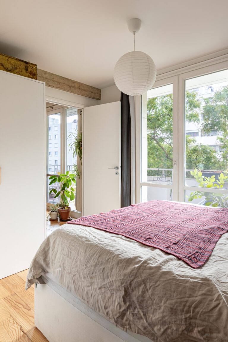 53 m² lumineux et conviviaux à Paris (19)