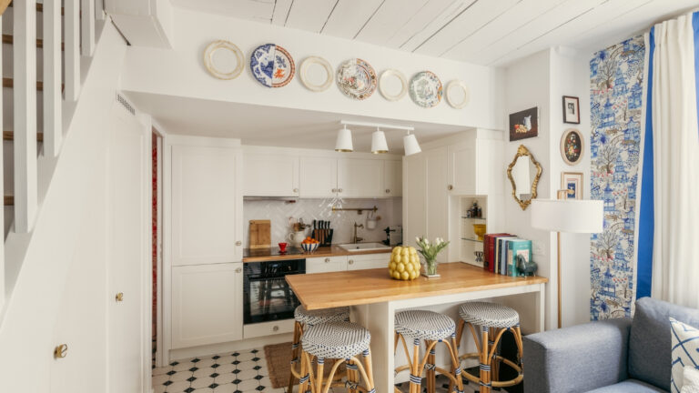Un duplex comme une petite maison de 32 m²