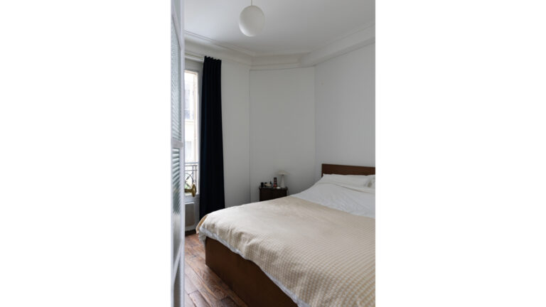 35 m², parquet-cheminée sur la Butte Montmartre
