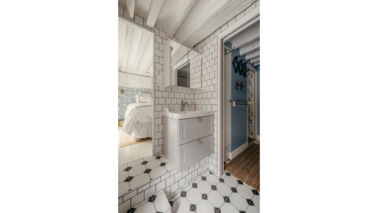 Un duplex comme une petite maison de 32 m²