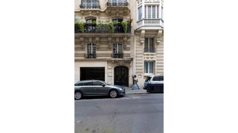 35 m², parquet-cheminée sur la Butte Montmartre